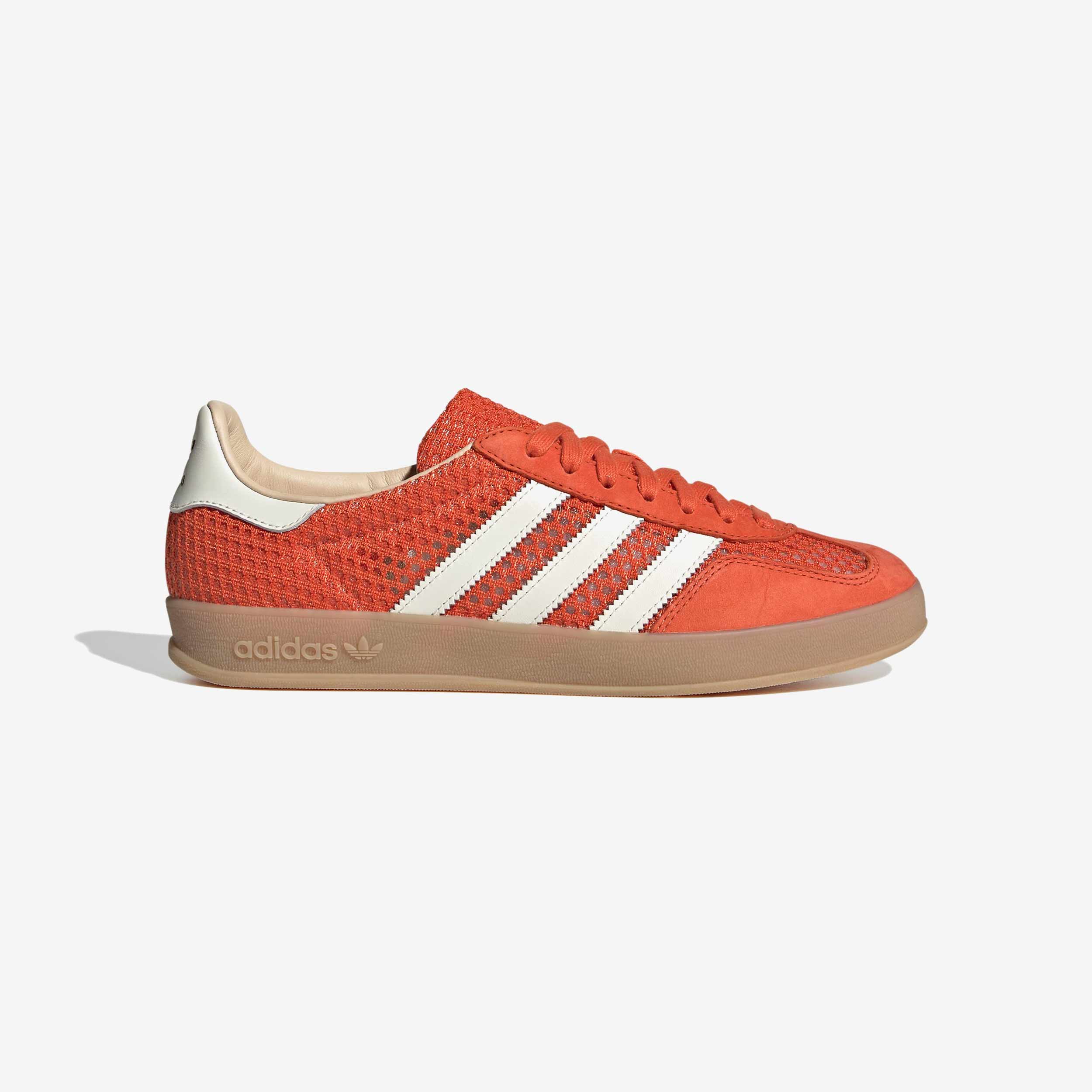 Gazelle Indoor