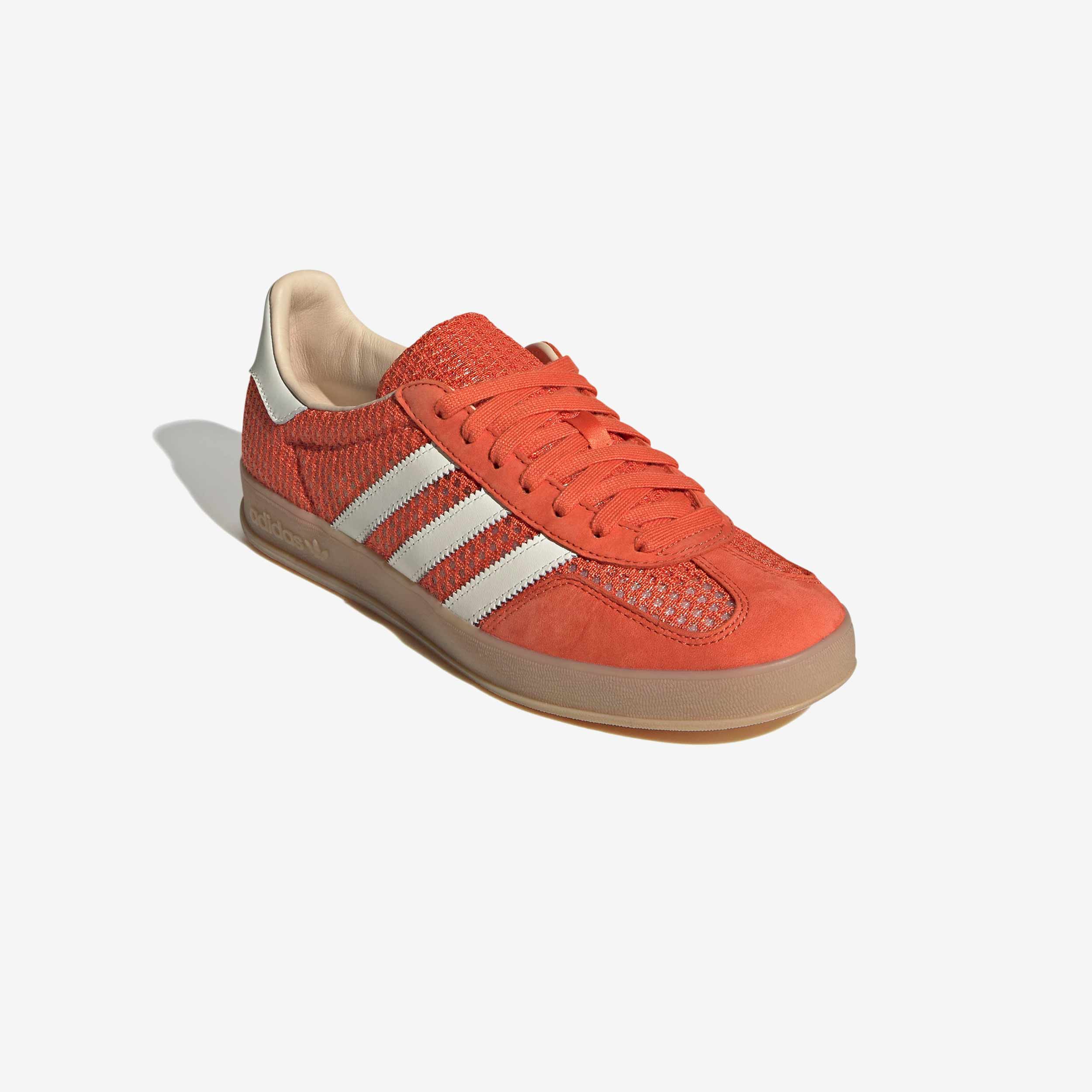 Gazelle Indoor