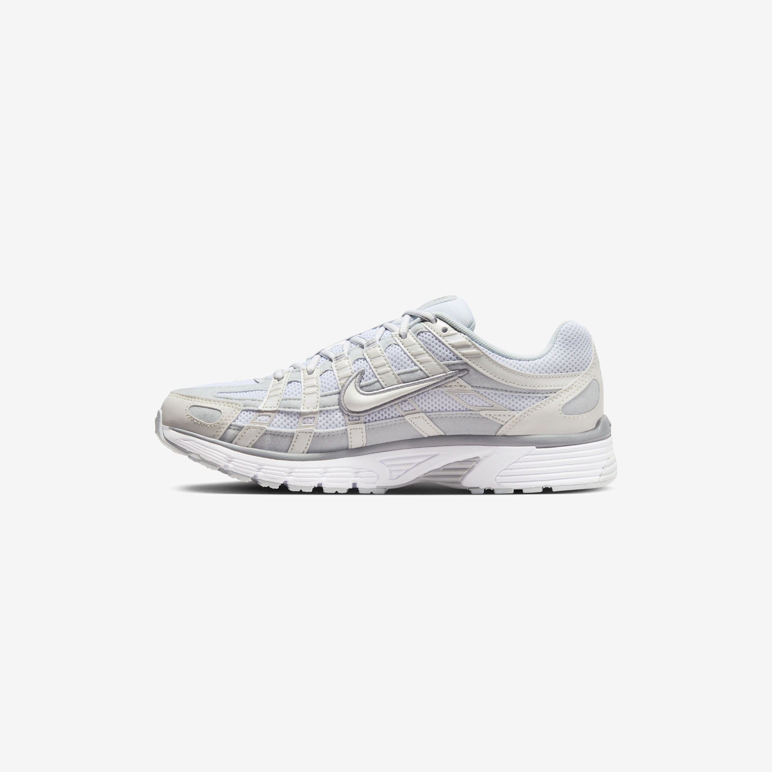 Wmns P-6000
