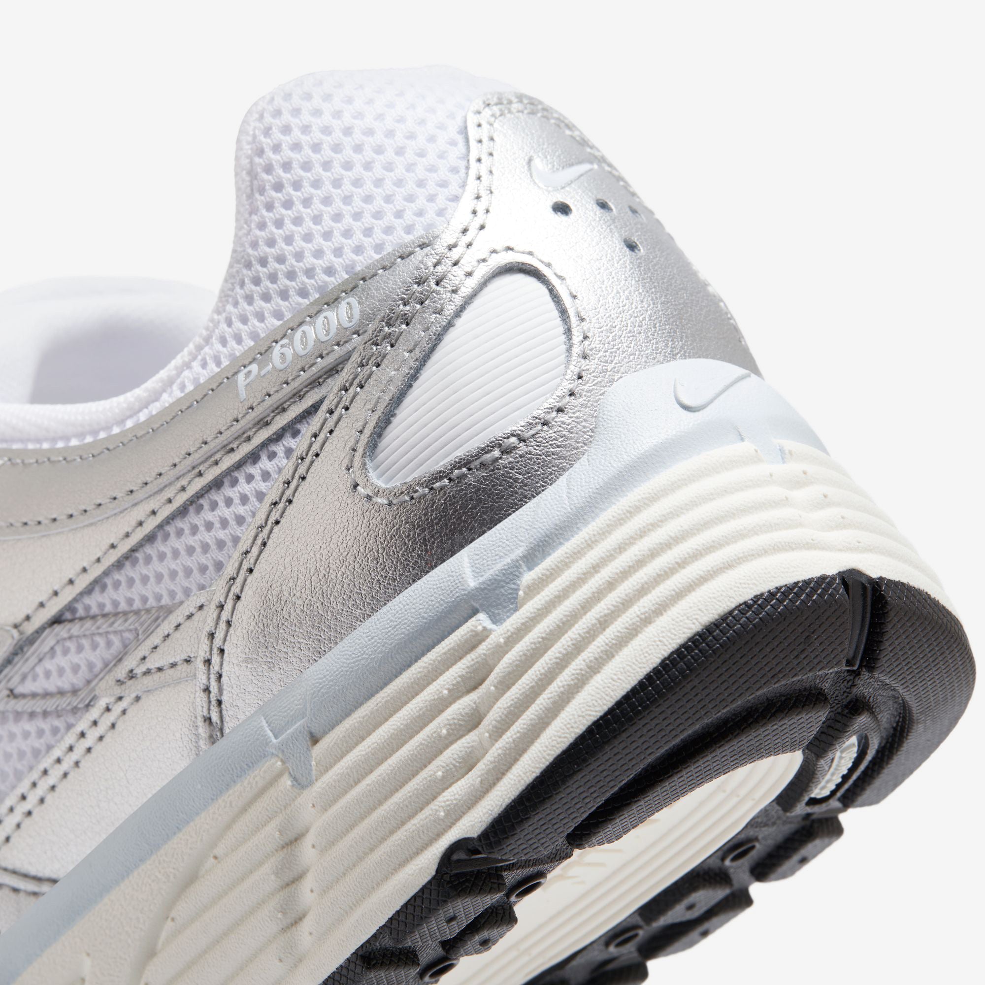 Wmns P-6000