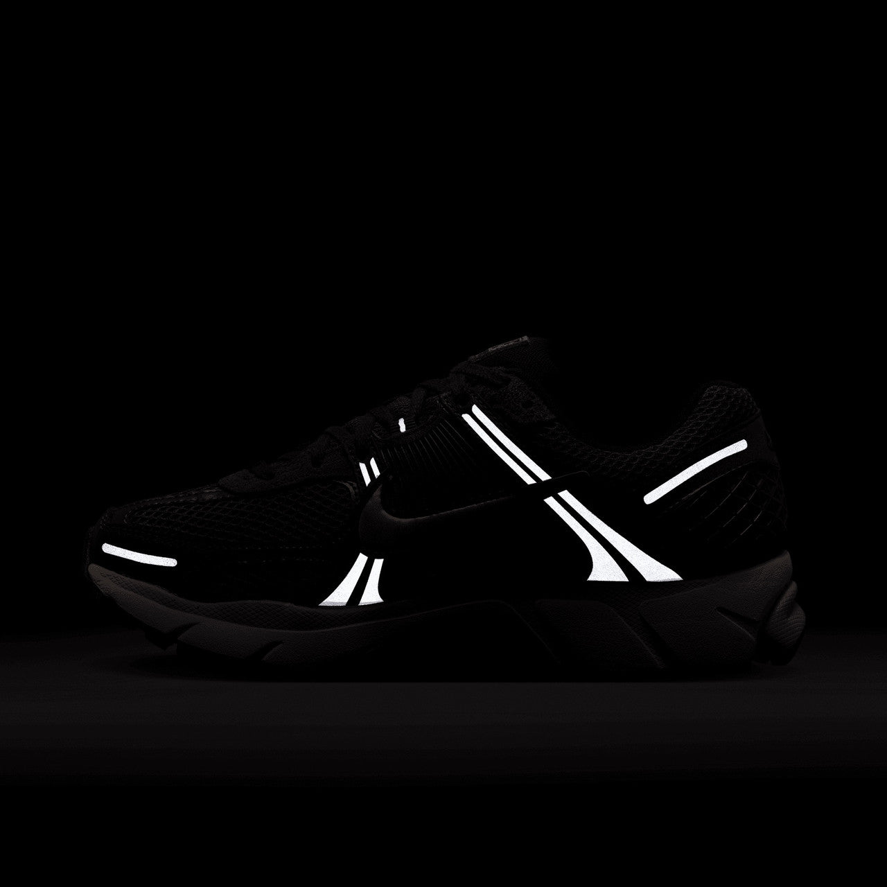 Wmns Zoom Vomero 5 | FN6742-201