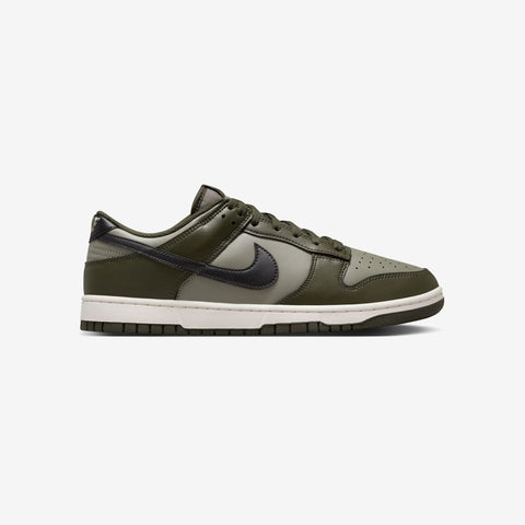 Dunk Low Retro