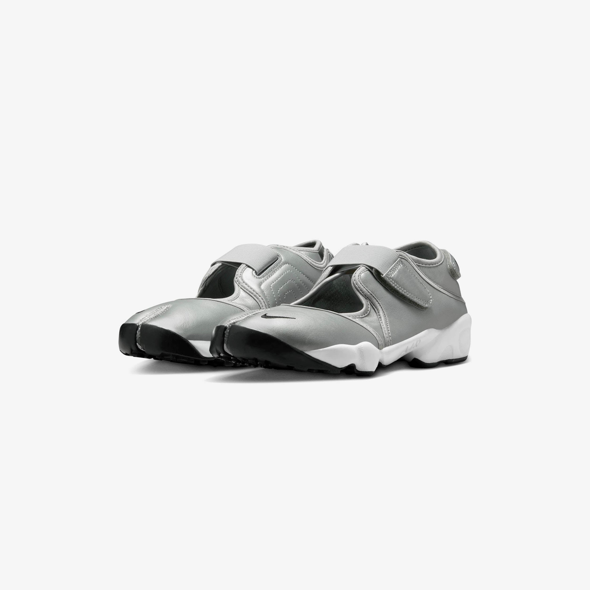 Wmns Air Rift