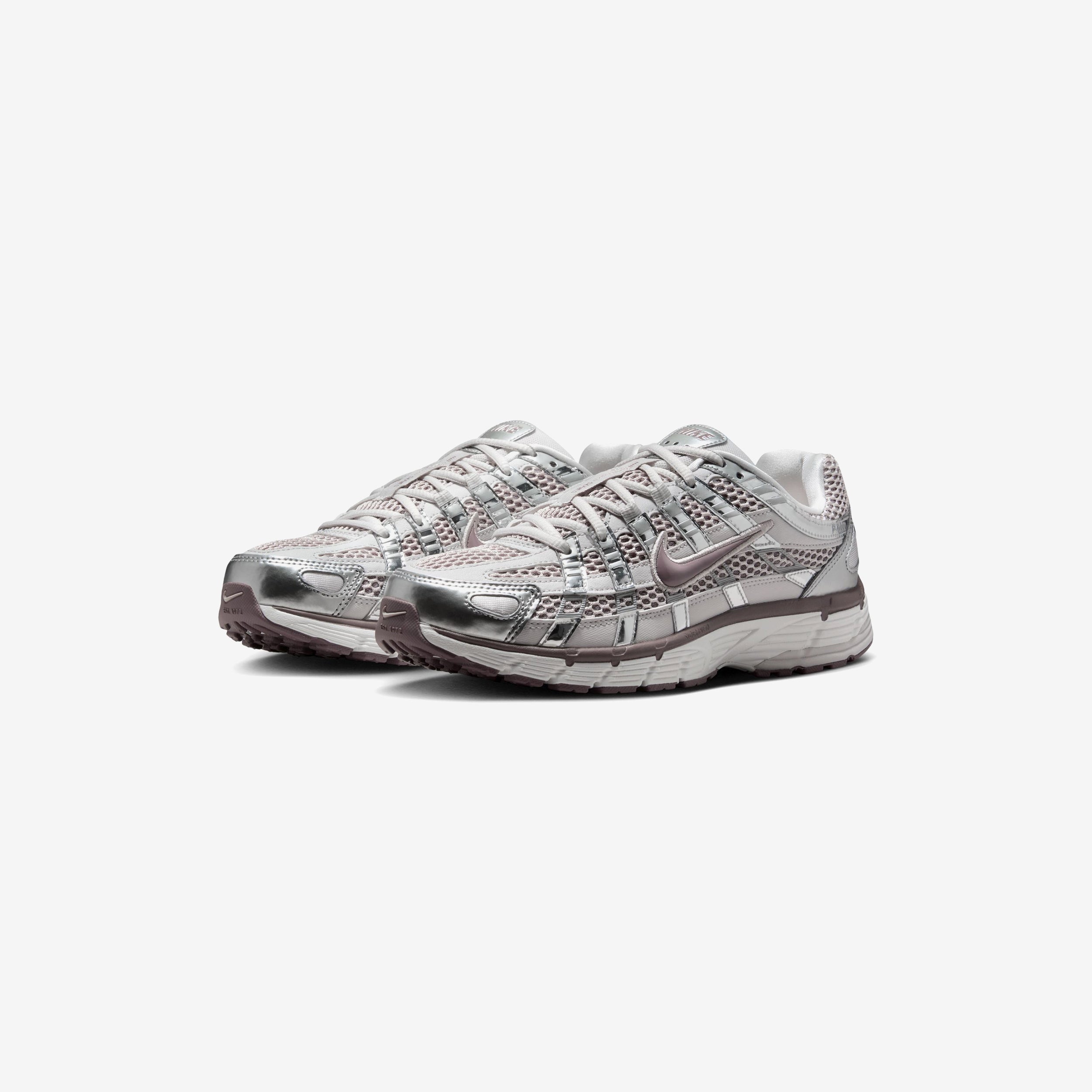 Wmns P-6000