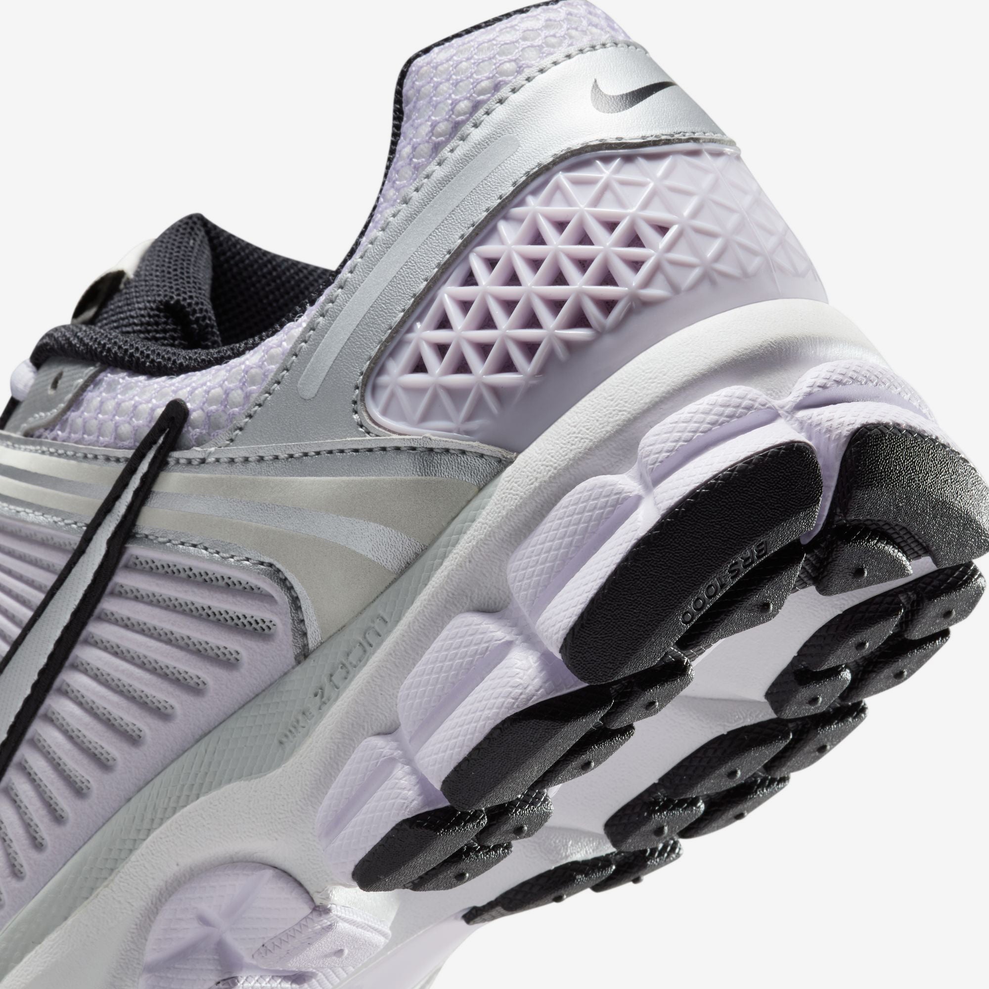 Wmns Zoom Vomero 5 M