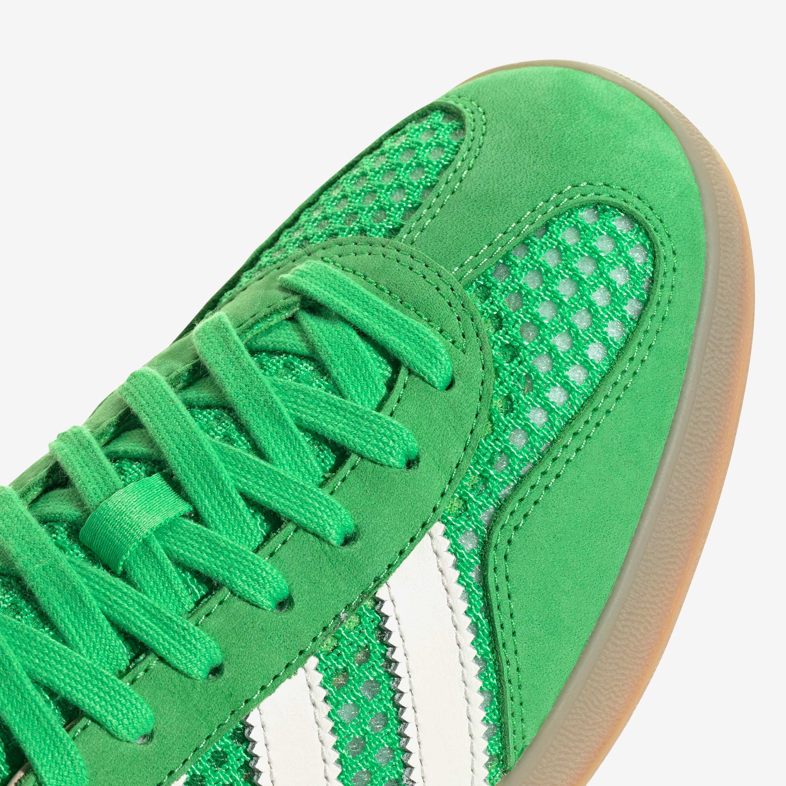 Gazelle Indoor