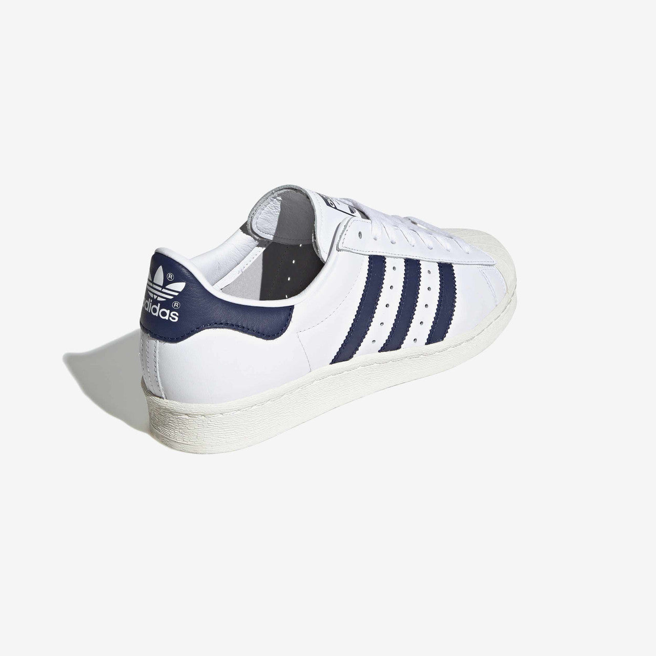 Superstar 82 | JI2027